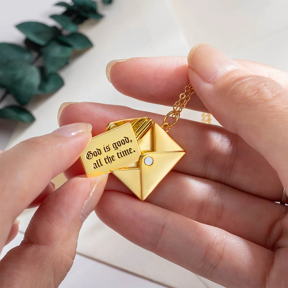 AMIVRA™ Eternal Love Letter Necklace